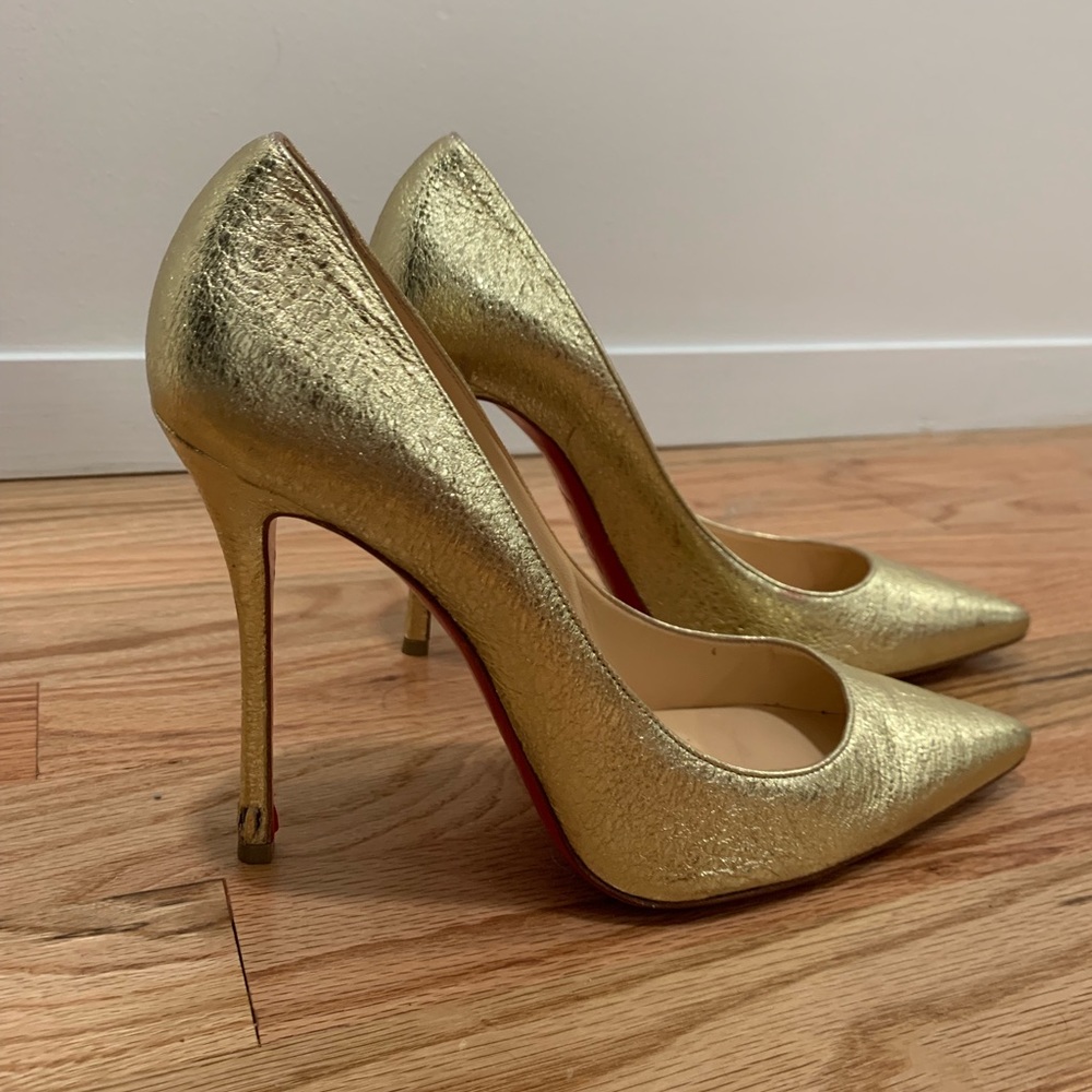 WORN ONCE - *Authentic* gold “So Kate” Louboutin
